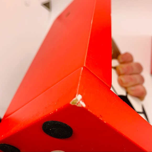 Tatutina Bookend Set of 2 Red for the sports enthusiast - Picture 5 of 11